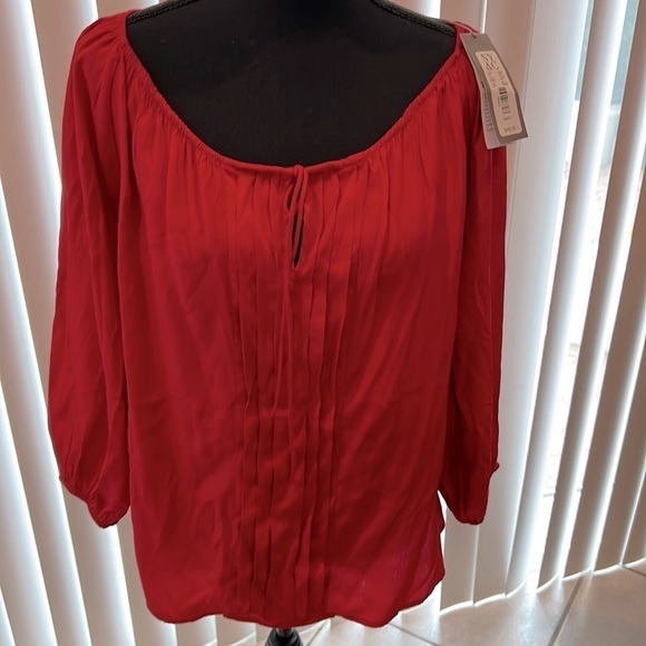 Eva Mendes NY and Company Red Blouse Size Small - Picture 1 of 9